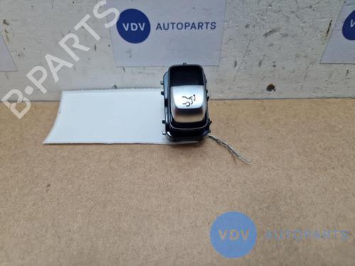 Used Switch MERCEDES-BENZ C-CLASS (W205) C 180 (205.076) (156 hp) 25962662