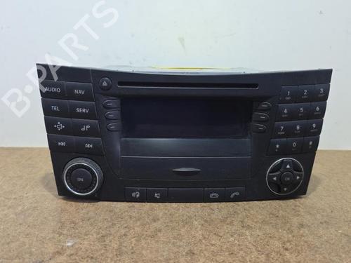 Used Radio Radio MERCEDES-BENZ E-CLASS (W211) E 200 CDI (211.007) (136 hp) 40065336 40065336