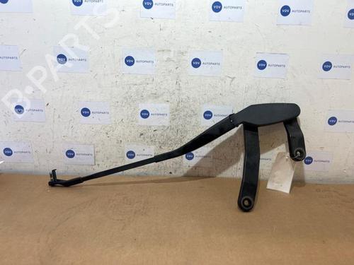 front-windshield-wiper-arm-mercedes-benz-e-class-w212-2009-2010-2011-2012-2013-2014-2015-2016-38829947 main image