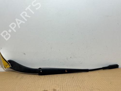 front-windshield-wiper-arm-mercedes-benz-a-class-w176-2012-2013-2014-2015-2016-2017-2018-39151853 main image