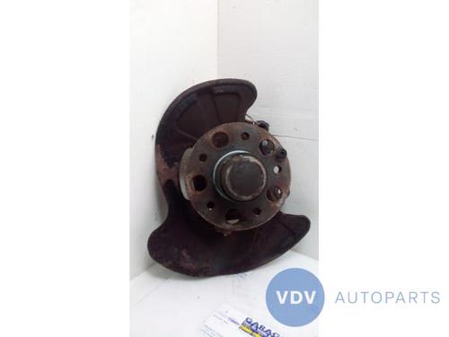 Used Left front steering knuckle MERCEDES-BENZ C-CLASS T-Model (S203) C 200 CDI (203.207) (122 hp) 25944620