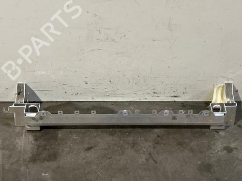 crossmember-mercedes-benz-glb-x247-2019-38818346 main image