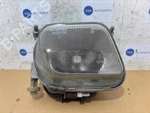 Used Right front fog light Right front fog light MERCEDES-BENZ E-CLASS (W210) E 200 (210.035) (136 hp) 38829888 38829888