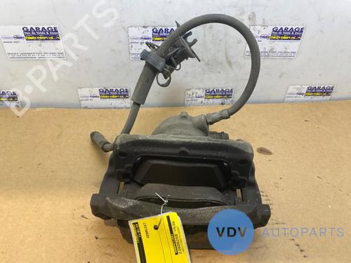 Used Right front brake caliper MERCEDES-BENZ CLA Coupe (C117) CLA 200 CDI / d (117.308) (136 hp) 25957892