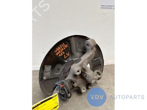 Used Left front steering knuckle MERCEDES-BENZ E-CLASS (W212) E 200 CDI / BlueTEC (212.005, 212.006) (136 hp) 25951083