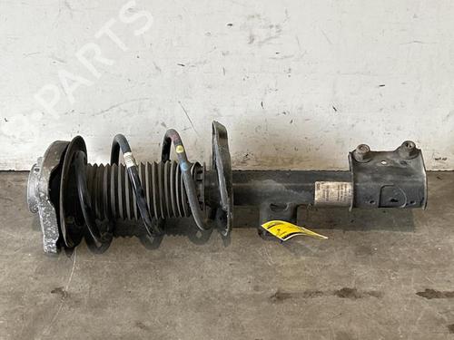 Used Right front shock absorber Right front shock absorber MERCEDES-BENZ GLA-CLASS (X156) GLA 200 CDI / d (156.908) (136 hp) 40284572 40284572