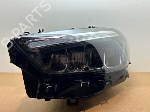 left-headlight-mercedes-benz-gla-h247-2020-38835913 main image