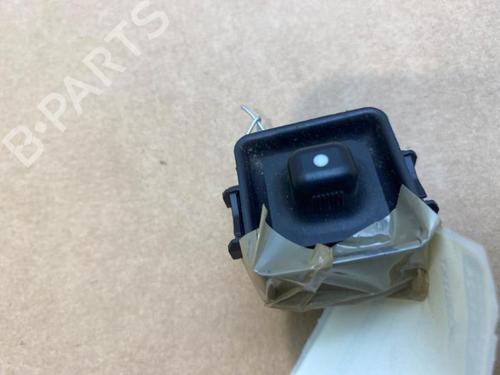 Interruttore Interruttore MERCEDES-BENZ 124 Saloon (W124) 260 E 4-matic (124.226) (160 hp) 38843261 38843261