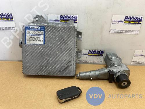 Used Control unit MERCEDES-BENZ C-CLASS (W202) C 200 (202.020) (136 hp) 25948102