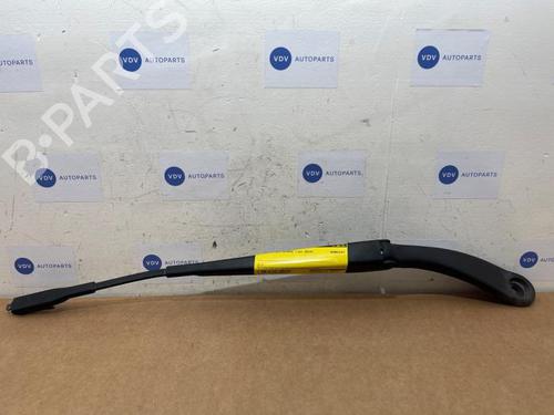 front-windshield-wiper-arm-mercedes-benz-gla-class-x156-2013-2014-2015-2016-2017-2018-2019-2020-2021-2022-38839370 main image