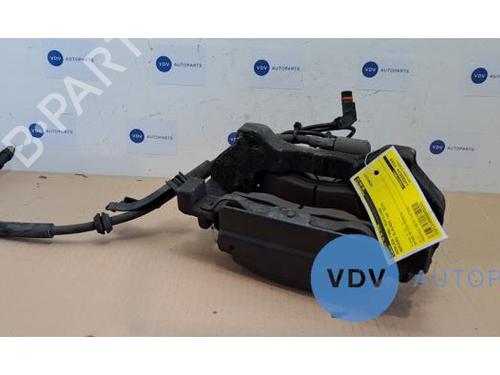 Used Right front brake caliper MERCEDES-BENZ M-CLASS (W166) ML 250 CDI / BlueTEC 4-matic (166.004, 166.003) (204 hp) 25961156