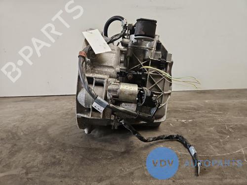 Gearbox MERCEDES-BENZ GLA-CLASS (X156) GLA 180 (156.942) | BP29478309M3 