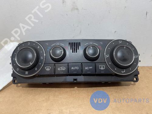 Commande Chauffage MERCEDES-BENZ C-CLASS (W203) C 200 CDI (203.007) (122 hp) 26898813