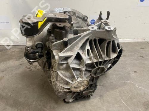 gearbox-mercedes-benz-a-class-w176-2012-2013-2014-2015-2016-2017-2018-38841478 main image