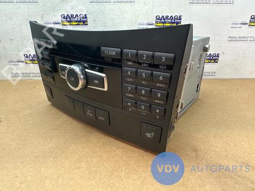 Used Radio MERCEDES-BENZ E-CLASS Coupe (C207) E 250 CGI (207.347) (204 hp) 25948812