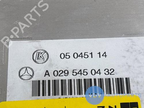 Fuse box MERCEDES-BENZ S-CLASS (W220) S 280 (220.063, 220.163) | BP27395124E1 