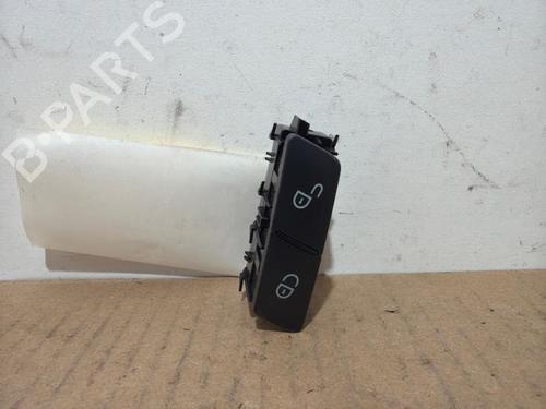 Used Switch Switch MERCEDES-BENZ /8 Coupe (W114) 280 CE (114.072) (185 hp) 40483130 40483130
