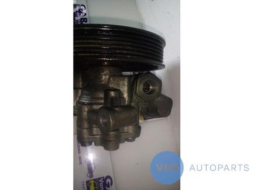 Used Steering pump MERCEDES-BENZ C-CLASS (W203) C 200 CDI (203.007) (122 hp) 25942239
