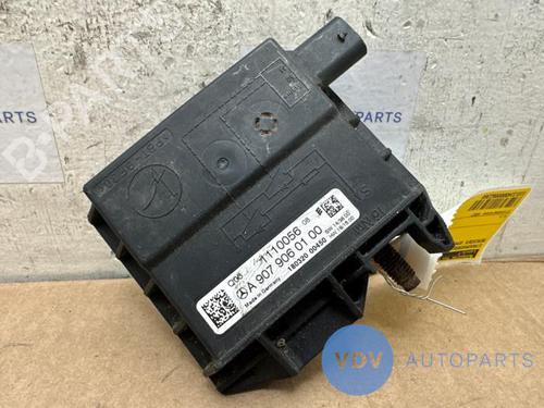 Used Ignition distributor MERCEDES-BENZ SPRINTER 3,5-t Van (B907, B910) 317 CDI RWD (907.631, 907.633, 907.635, 907.637) (170 hp) 25966226