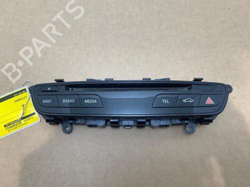 warning-switch-mercedes-benz-x-class-470-2017-2018-2019-2020-38823454 main image