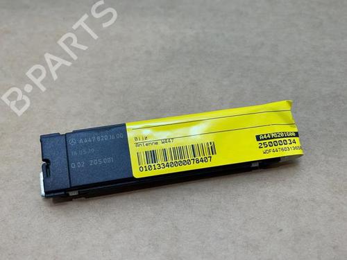 antennabase-mercedes-benz-vito-van-w447-2014-38829099 main image