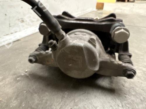 Left front brake caliper MERCEDES-BENZ E-CLASS (W213) E 200 d (213.012) | BP38835775M105 - Image 4