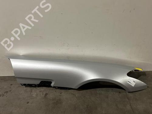 Used Right front fenders Right front fenders 39152354 39152354
