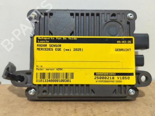 electronic-sensor-mercedes-benz-eqe-suv-x294-2022-38816575 main image
