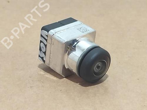 camera-mercedes-benz-eqe-suv-x294-2022-38816528 main image