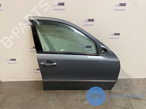 Used Right front door MERCEDES-BENZ E-CLASS (W211) E 320 CDI (211.022) (224 hp) 25954402
