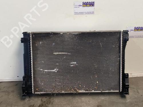 Used Water radiator Water radiator MERCEDES-BENZ C-CLASS (W204) C 220 CDI (204.002) (163 hp) 38850831 38850831