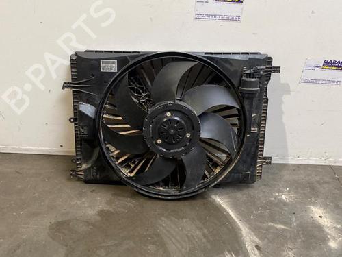 Used Radiator fan Radiator fan 38842390 38842390