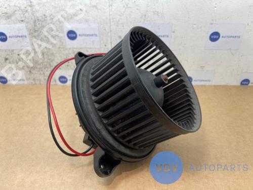 Used Heater blower motor MERCEDES-BENZ A-CLASS (W177) A 180 (177.084) (136 hp) 25973192