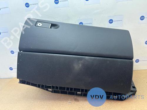 Used Glove box MERCEDES-BENZ CLS (C218) CLS 250 CDI / BlueTEC / d (218.303, 218.304) (204 hp) 25962263