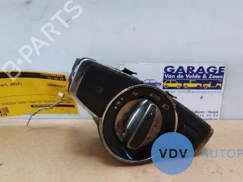 Licht Schakelaar MERCEDES-BENZ C-CLASS (W205) C 220 BlueTEC / d (205.003) (163 hp) 25943948
