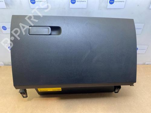 glove-box-mercedes-benz-a-class-w177-2018-38841168 main image