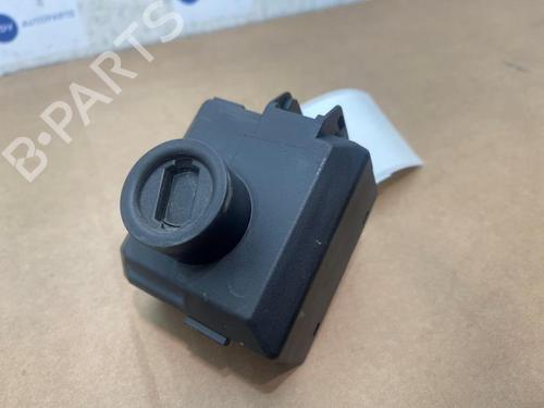 Used Switch Switch MERCEDES-BENZ B-CLASS Sports Tourer (W246, W242) B 200 (246.243) (156 hp) 38835105 38835105