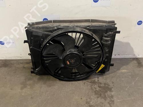 Used Radiator fan Radiator fan MERCEDES-BENZ E-CLASS (W212) E 220 CDI / BlueTEC (212.001, 212.002) (170 hp) 38840857 38840857