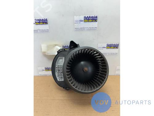 Used Heater blower motor MERCEDES-BENZ B-CLASS Sports Tourer (W246, W242) B 180 CDI (246.200) (109 hp) 25948238