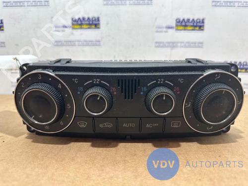 Airco bedieningspaneel MERCEDES-BENZ C-CLASS (W203) C 200 CDI (203.007) (122 hp) 25948616