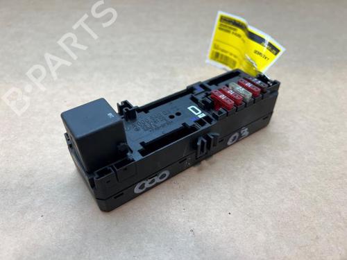 Used Fuse box Fuse box 38831658 38831658