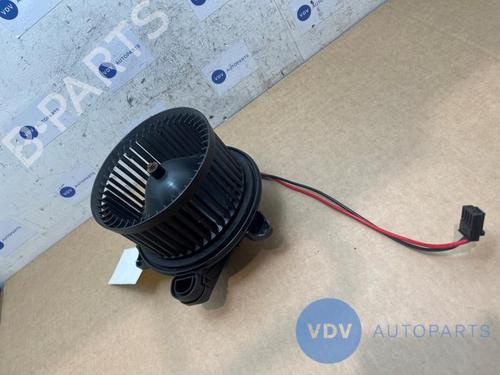 Used Heater blower motor MERCEDES-BENZ A-CLASS (W177) A 160 d (177.002) (95 hp) 25967399