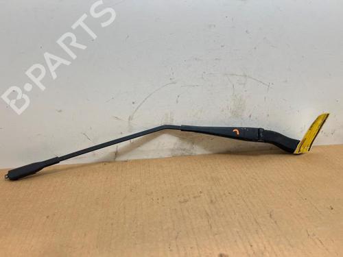 front-windshield-wiper-arm-mercedes-benz-a-class-w169-2004-2005-2006-2007-2008-2009-2010-2011-2012-38819864 main image