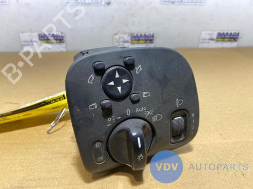 Used Headlight switch MERCEDES-BENZ C-CLASS (W203) C 200 CDI (203.004) (116 hp) 25956928