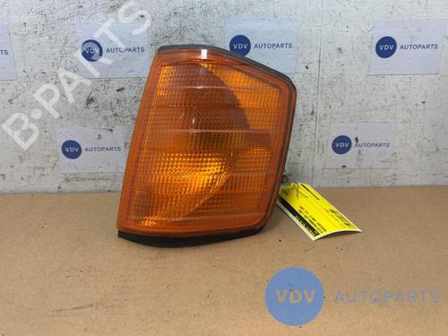 Used Left front indicator MERCEDES-BENZ 190 (W201) D 2.0 (201.122) (72 hp) 25968915