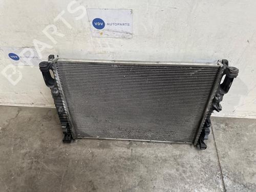 Used Water radiator Water radiator MERCEDES-BENZ E-CLASS (W211) E 200 CDI (211.004) (122 hp) 38830598 38830598