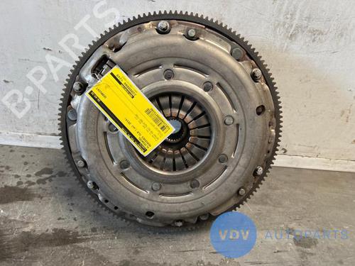 Used Flywheel MERCEDES-BENZ CLA Coupe (C117) CLA 200 CDI (117.301) (136 hp) 25972994