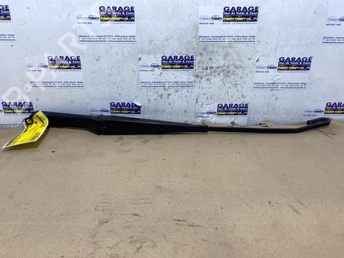 Used Front windshield wiper arm Front windshield wiper arm 38846860 38846860