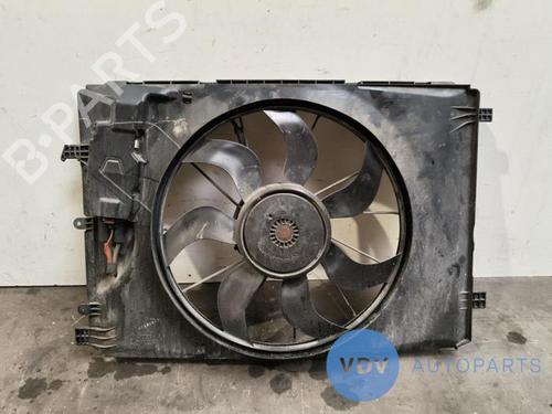 Used Radiator fan MERCEDES-BENZ B-CLASS Sports Tourer (W246, W242) B 180 (246.242) (122 hp) 29714575