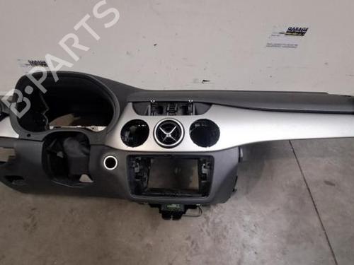 Used Dashboard Dashboard 38843143 38843143